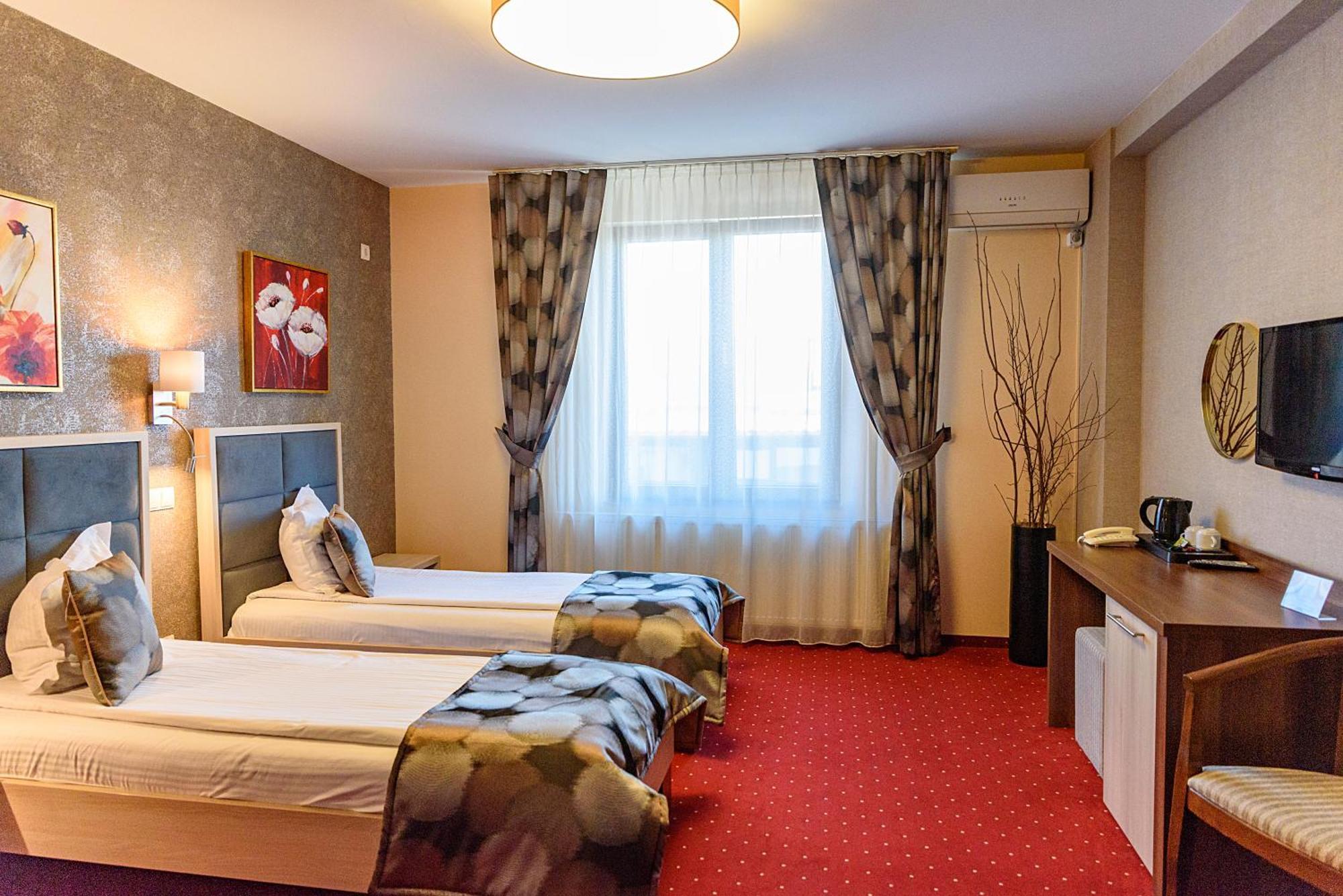 Hotel Stefani Sibiu Exteriör bild