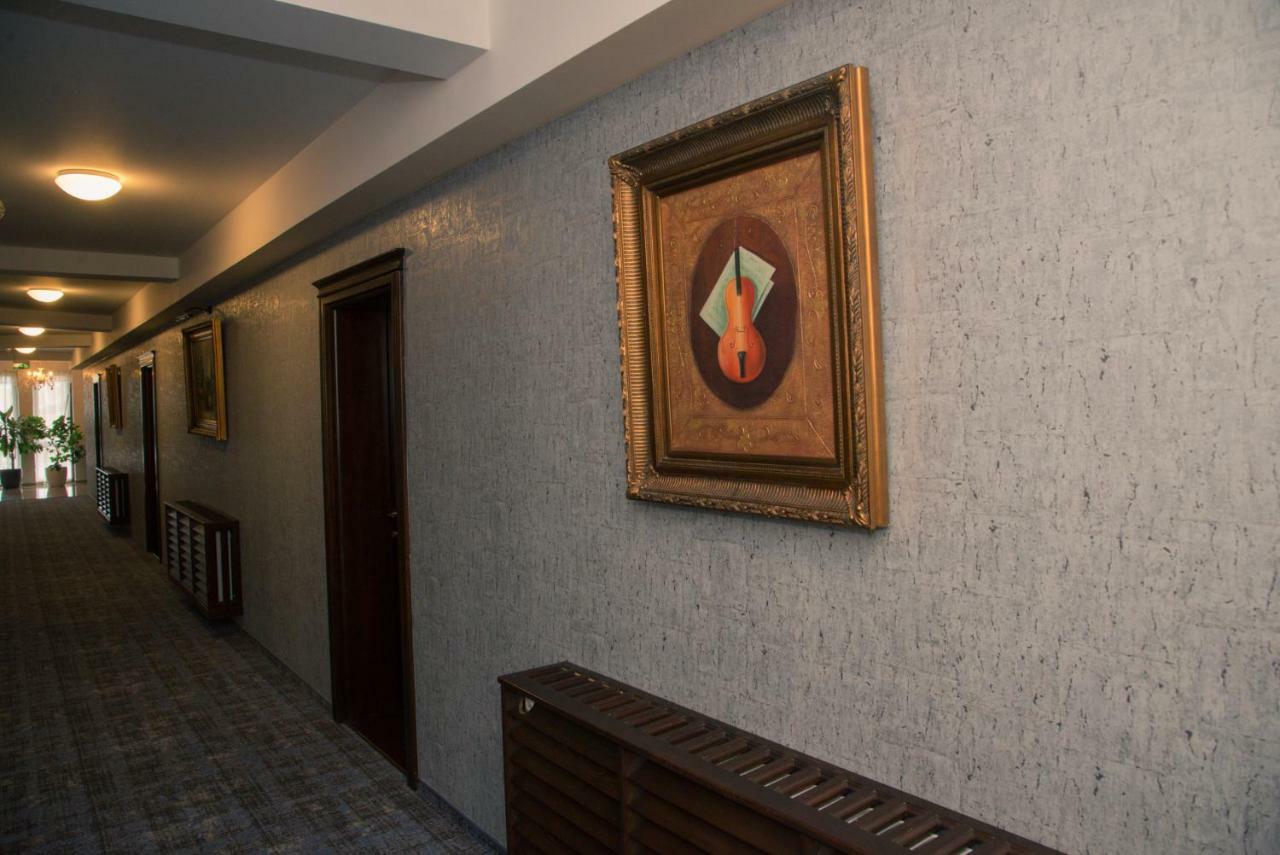 Hotel Stefani Sibiu Exteriör bild